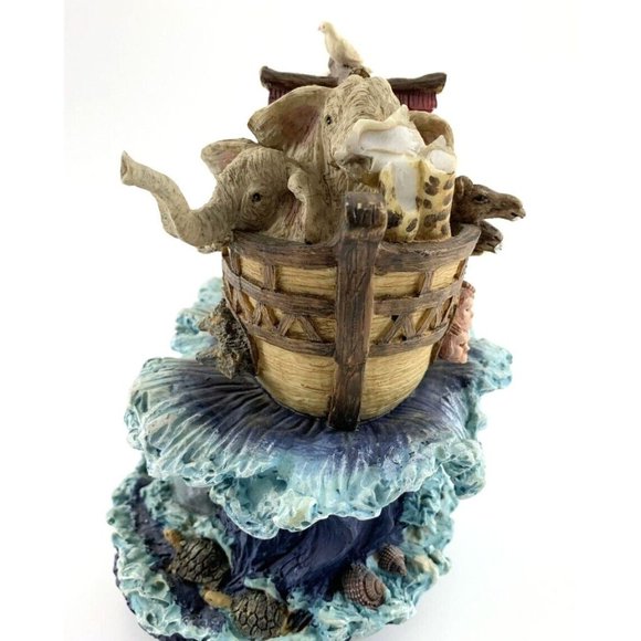 Classic Treasures Musical Noah's Ark Sculpture. Tune is: "Climb Every Mountain". - Picture 14 of 15